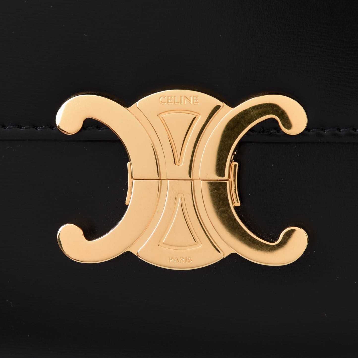 Shiny Calfskin Medium Triomphe Black