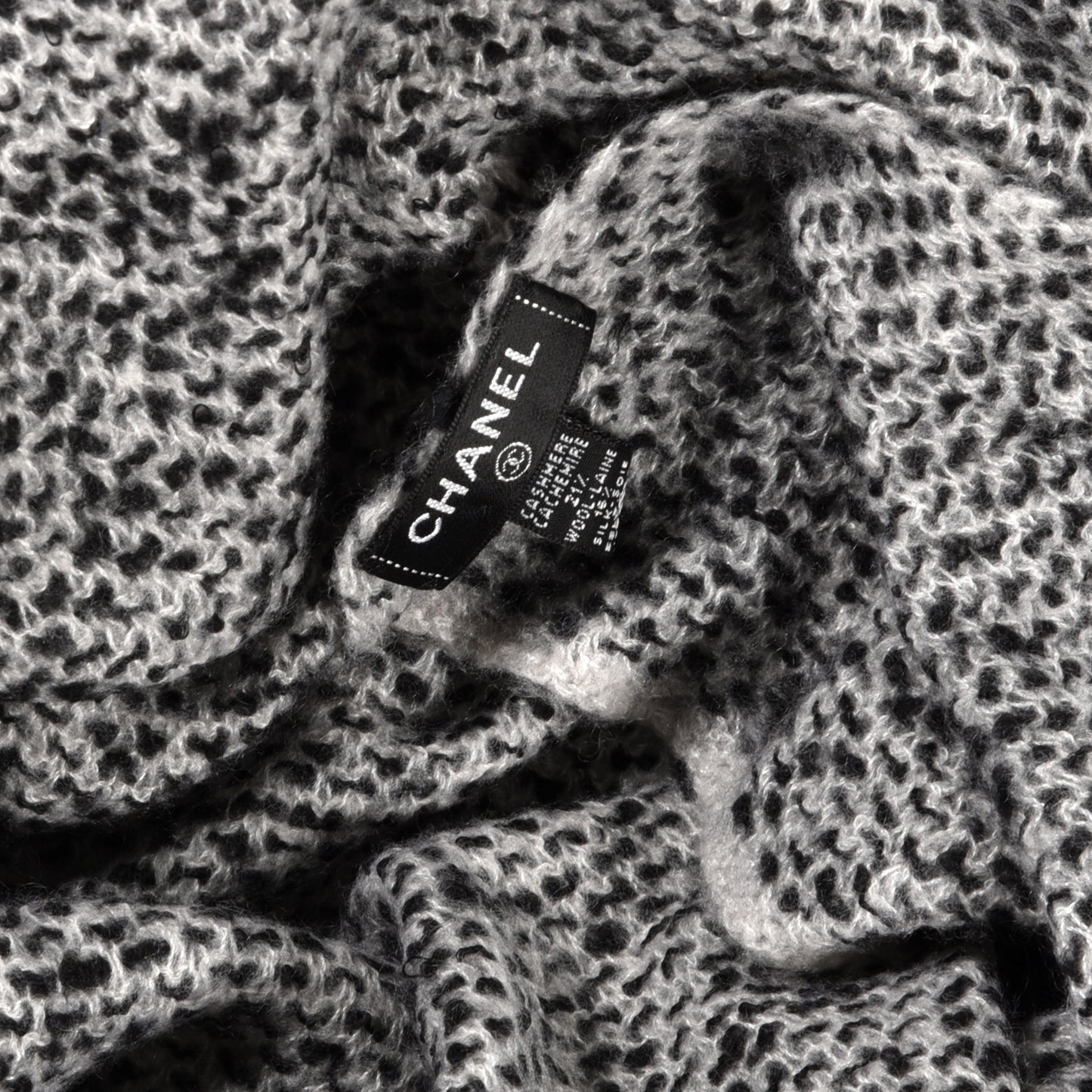 Cashmere Silk Wool CC Stole Black White