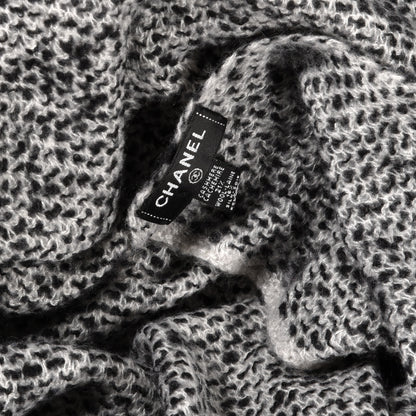 Chanel Cashmere Silk Wool CC Stole Black White 4 of 4