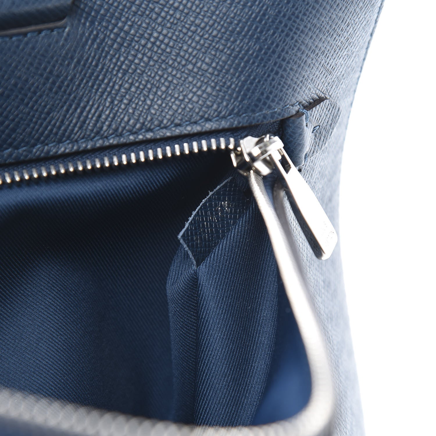 Louis Vuitton Taiga Porte-Documents Slim Bleu Marine 7 of 20
