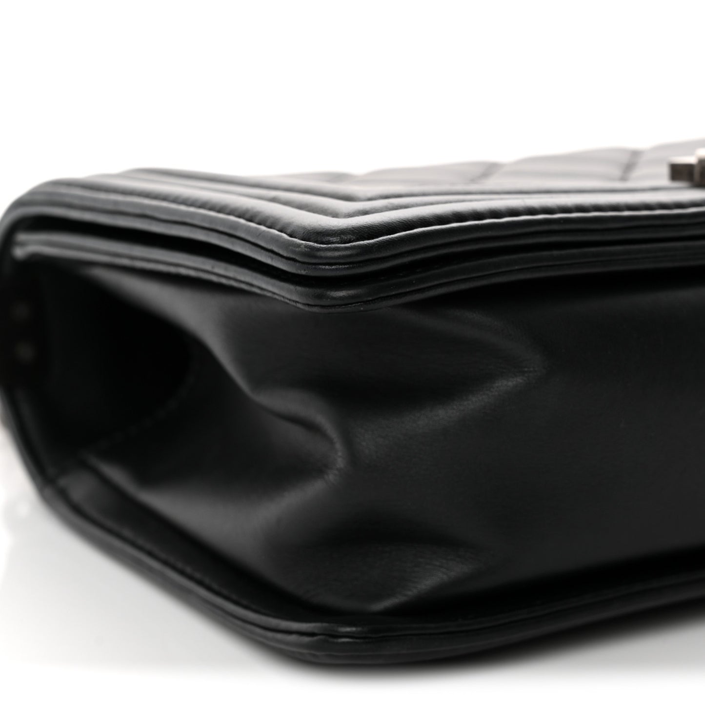 Calfskin Quilted Medium Boy Flap Black