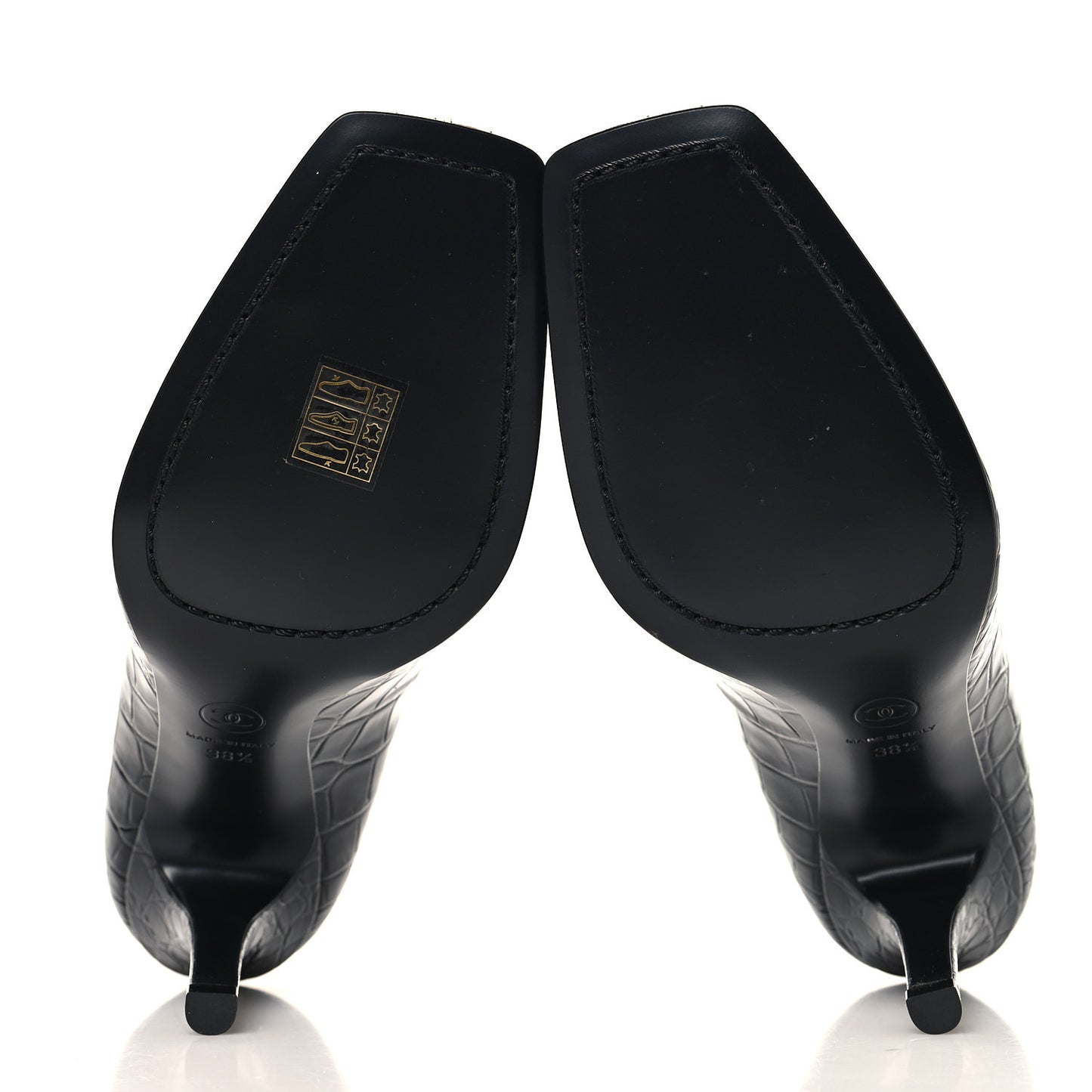 Crocodile Embossed Patent Calfskin Pumps 38.5 Black