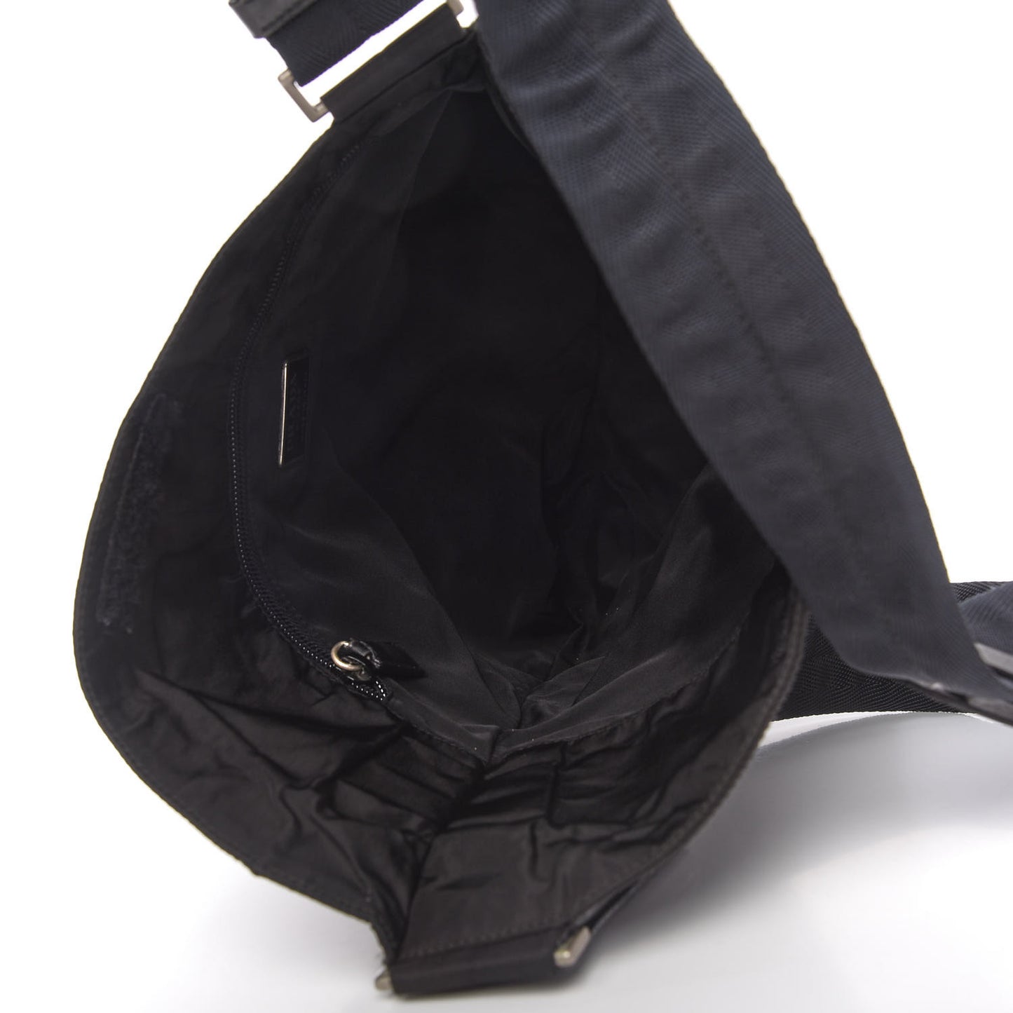 Nylon Flat Messenger Bag Black