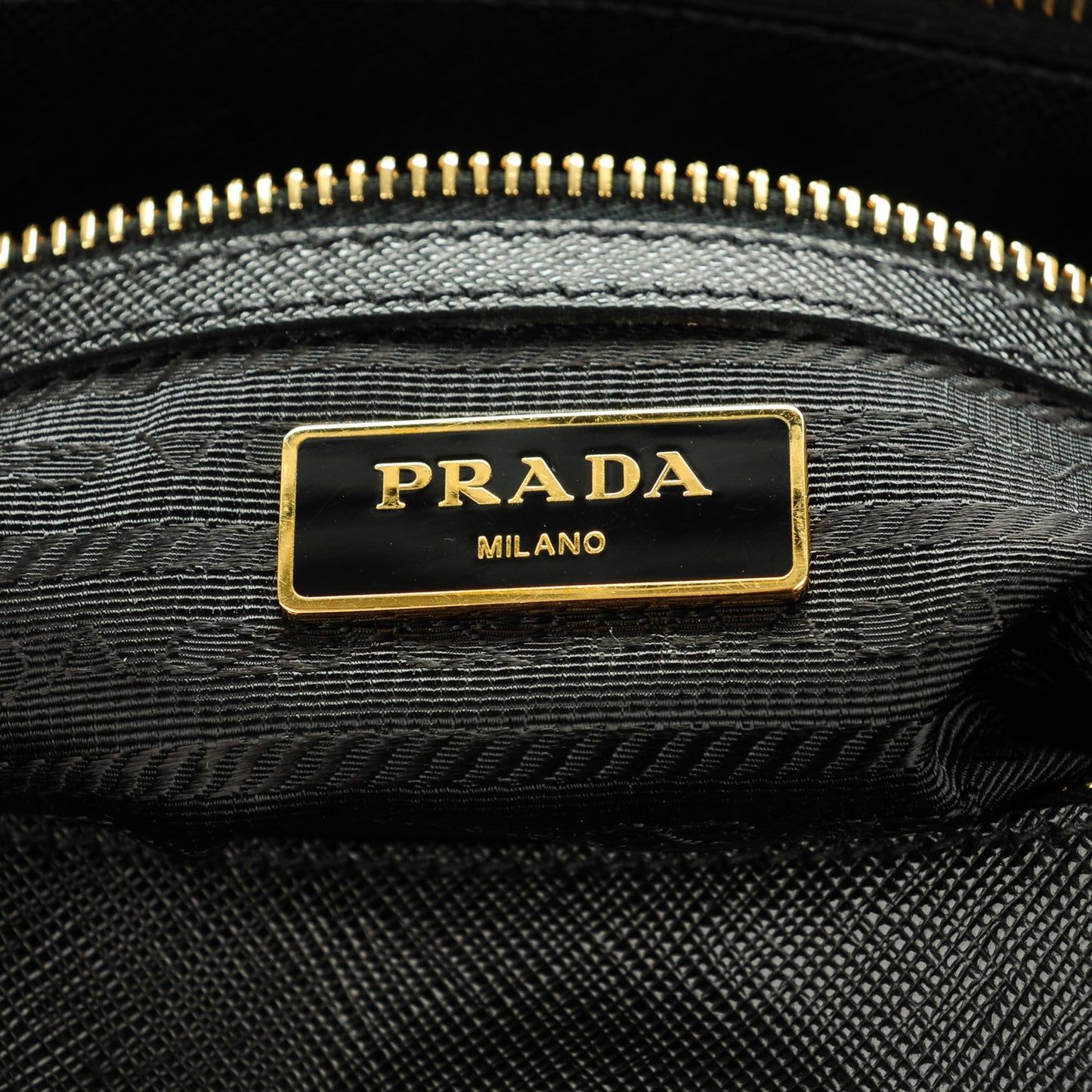 Saffiano Large Galleria Double Zip Tote Black