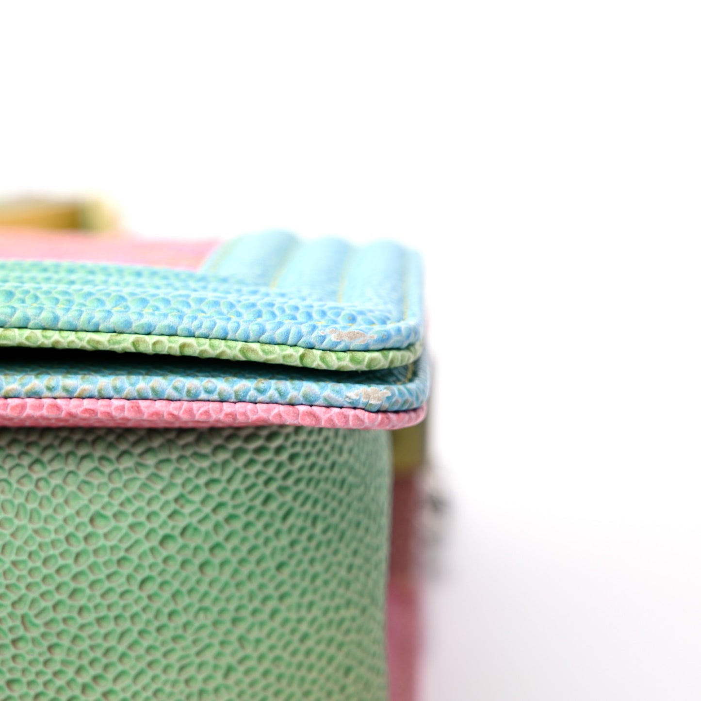 Caviar Quilted Medium Cuba Rainbow Boy Flap Multicolor