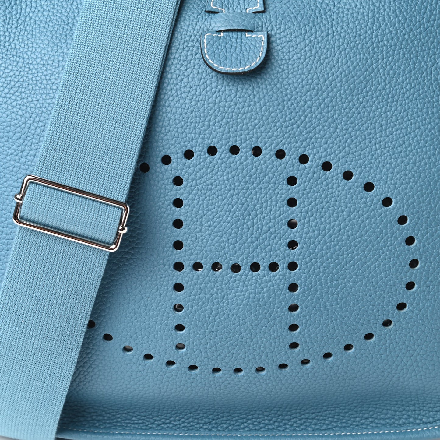 Taurillon Clemence Evelyne III GM Blue Jean