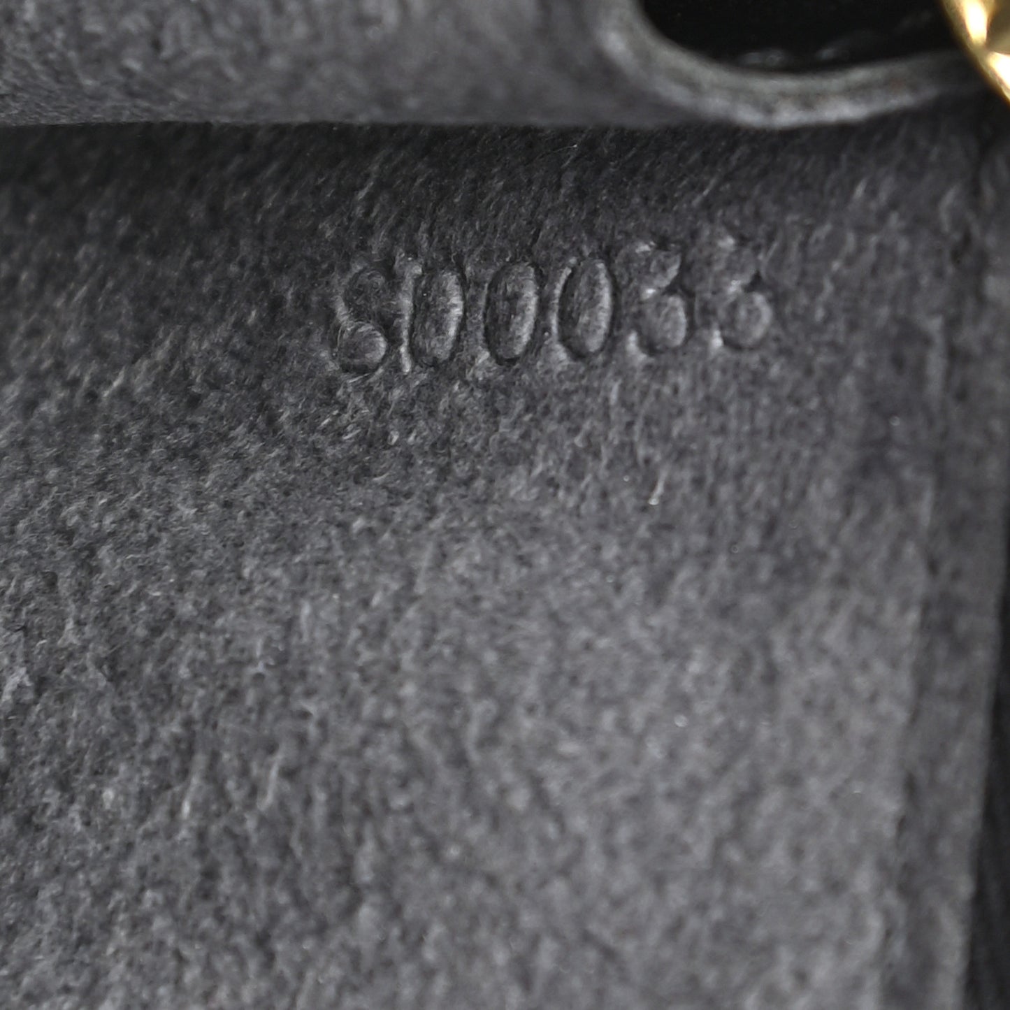 Epi Pochette Accessories 24 Black