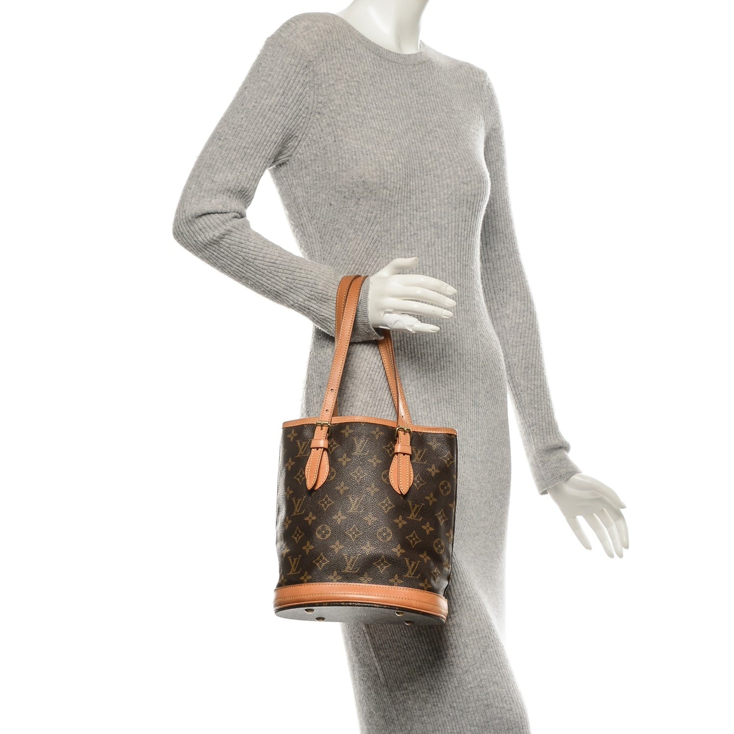Monogram Petit Bucket 23