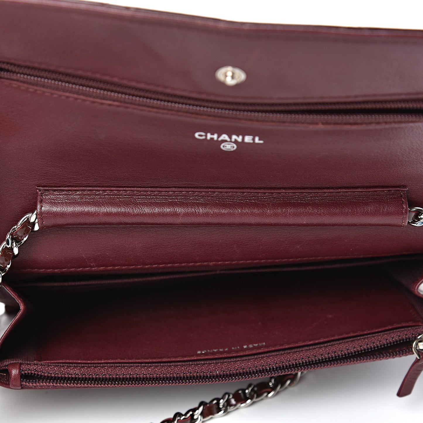 Patent Quilted Wallet On Chain WOC Burgundy