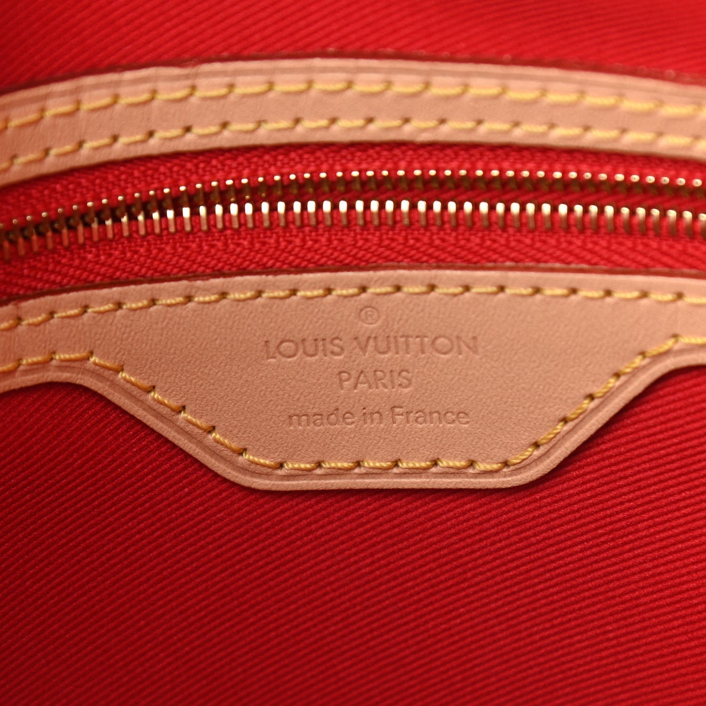 Monogram Carry It
