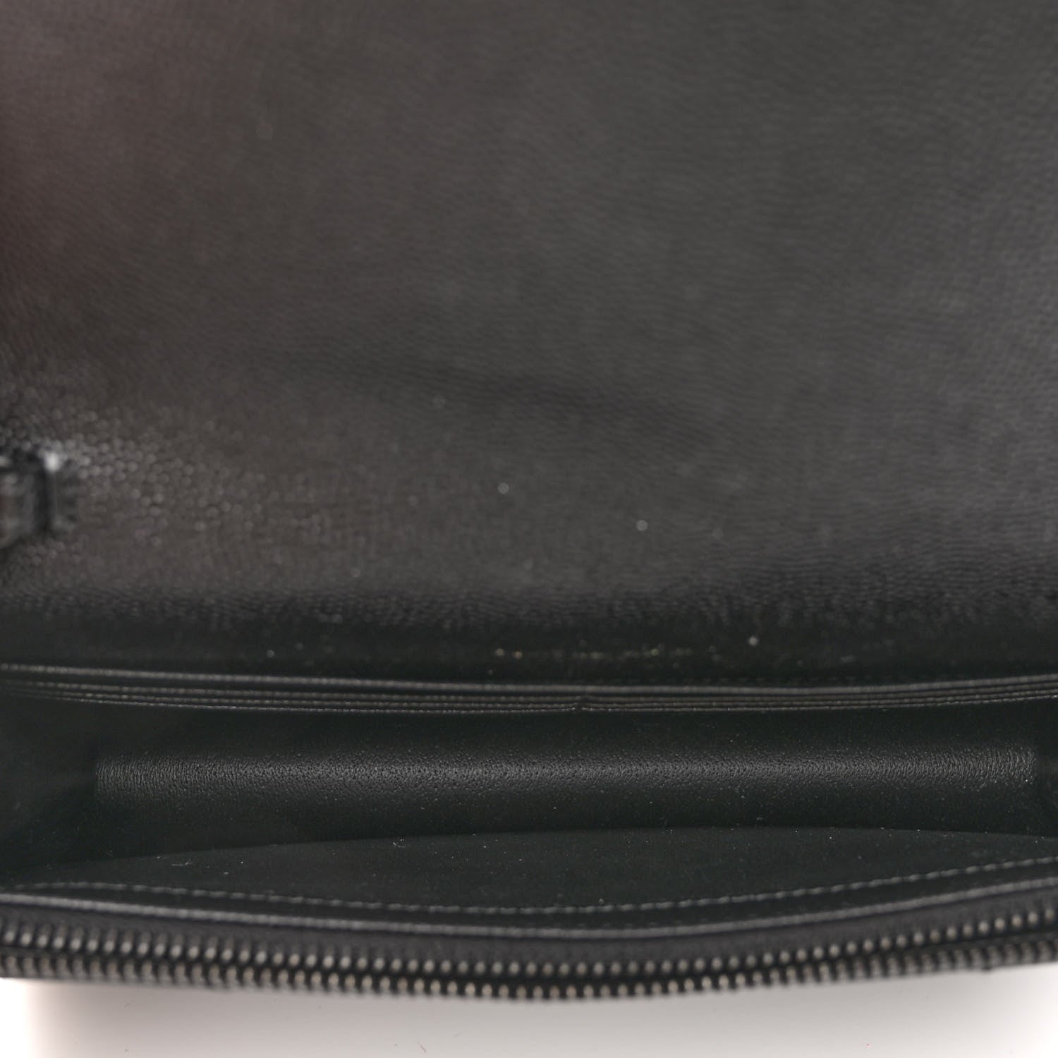 Saint Laurent Grain De Poudre Matelasse Chevron Monogram Monochrome Envelope Chain Wallet Black 5 of 10