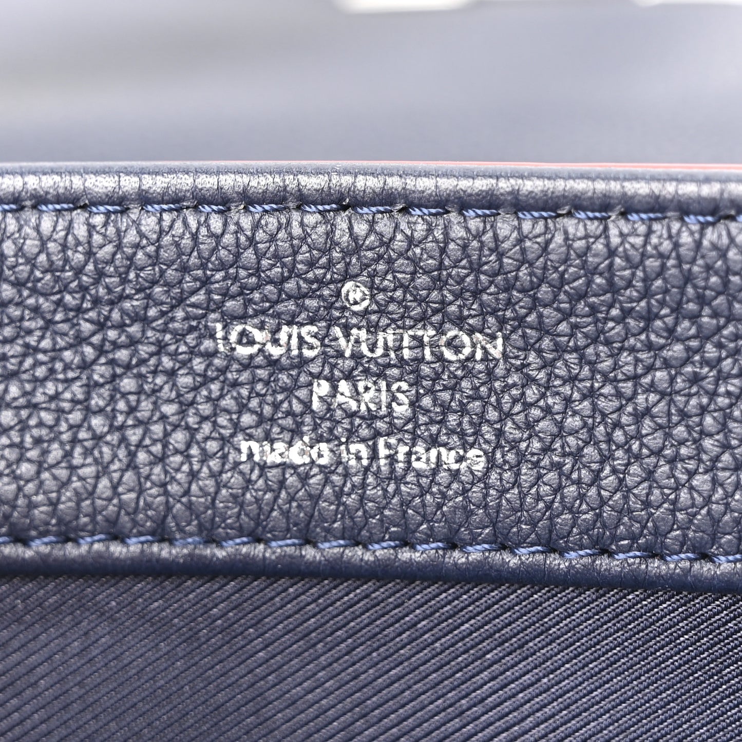 Calfskin Lockme II Chain Bag BB Marine Rouge
