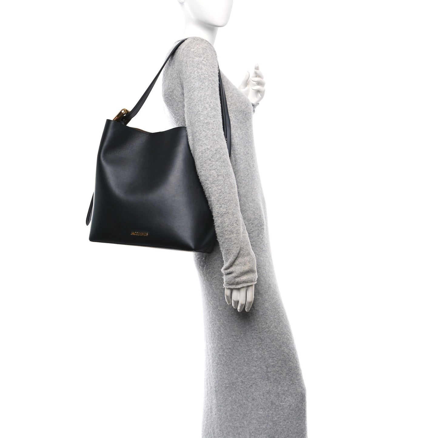 Calfskin Le Regalo Shoulder Bag Black