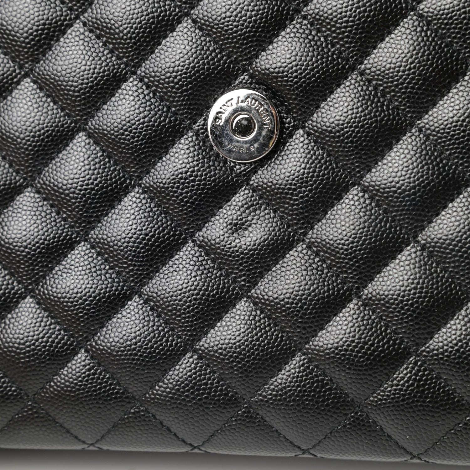Saint Laurent Grain De Poudre Textured Mixed Matelasse Large Triquilt Monogram Monochrome Satchel Black 11 of 13