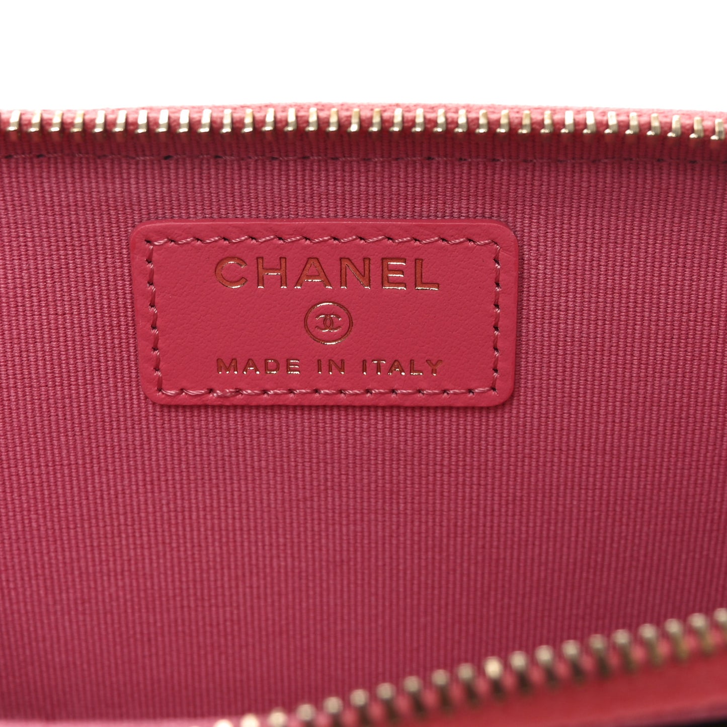 Caviar Quilted CC Zip Around Card Holder Pink