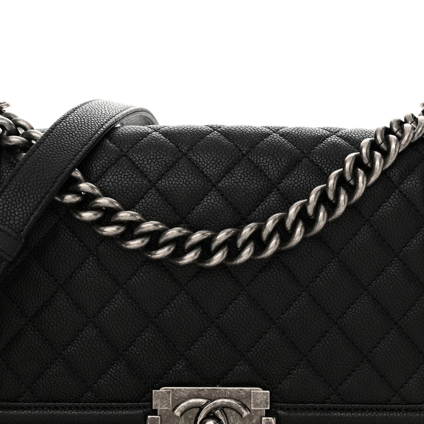 Caviar Quilted Medium Boy Flap Black