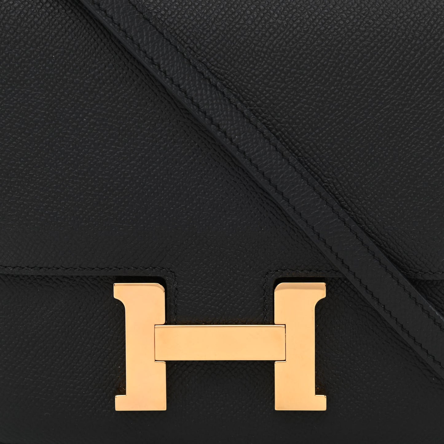 Epsom Constance 18 Black