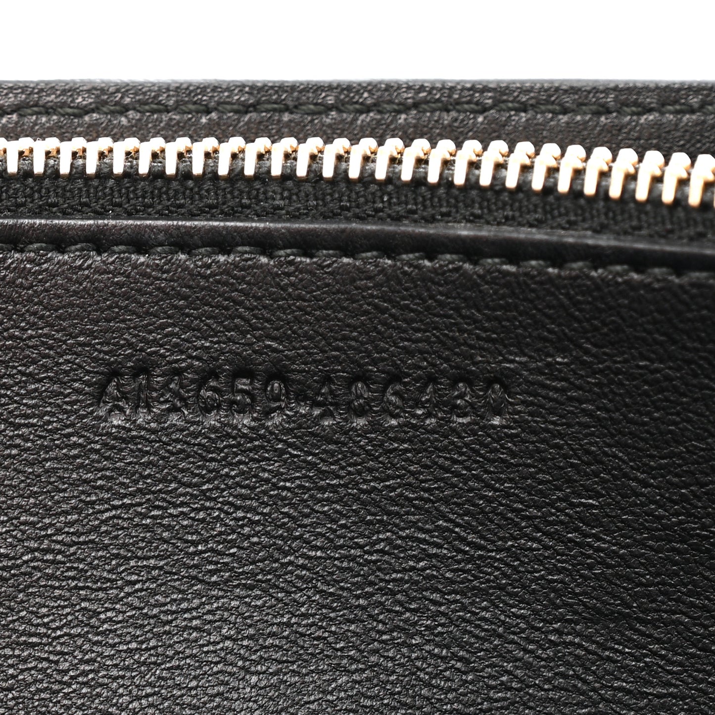 Pebbled Calfskin Skull Wallet on Chain Black