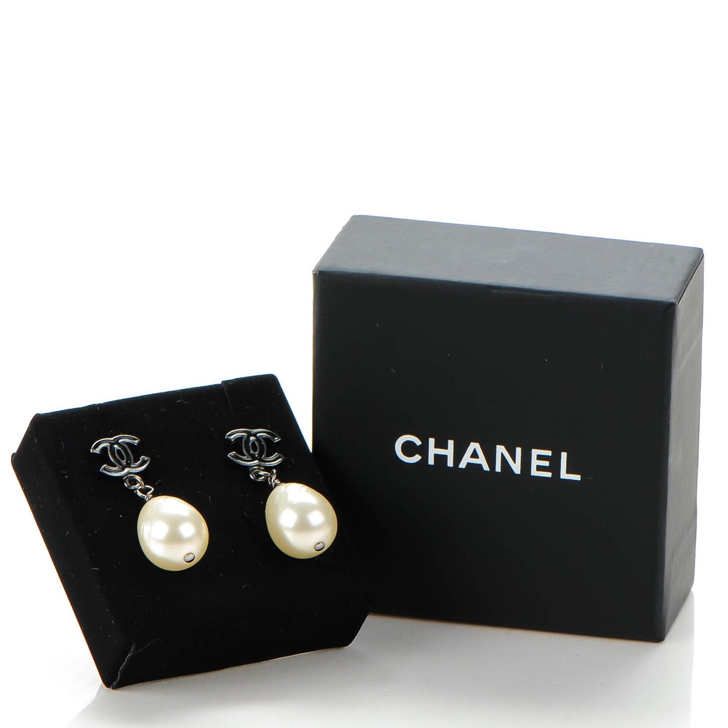 Enamel CC Pearl Dangle Earrings Black