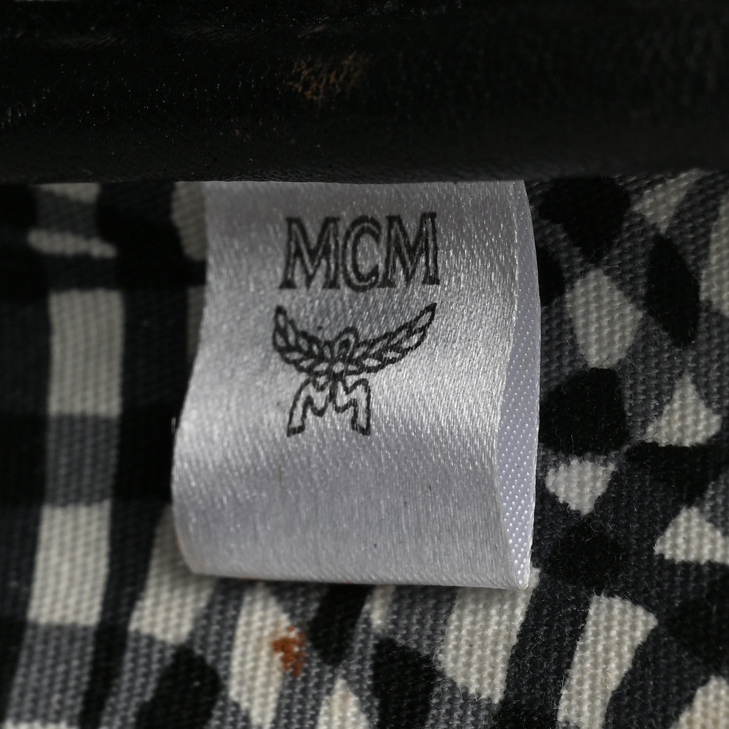 MCM Visetos Liz Shopper Tote Pouch Black 6 of 14