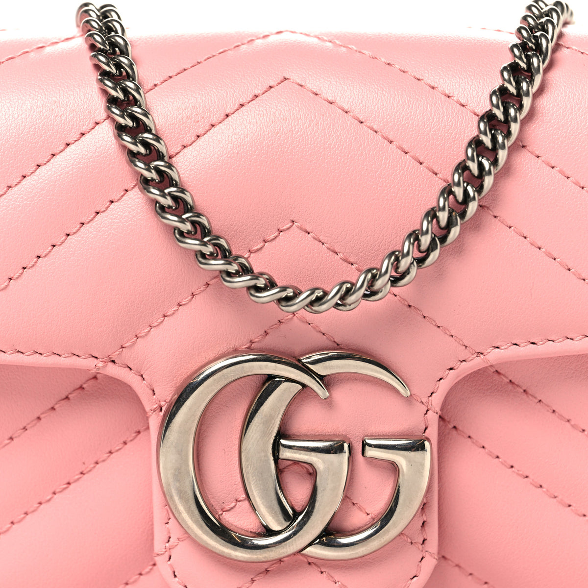 Calfskin Matelasse Super Mini GG Marmont Shoulder Bag Wild Rose