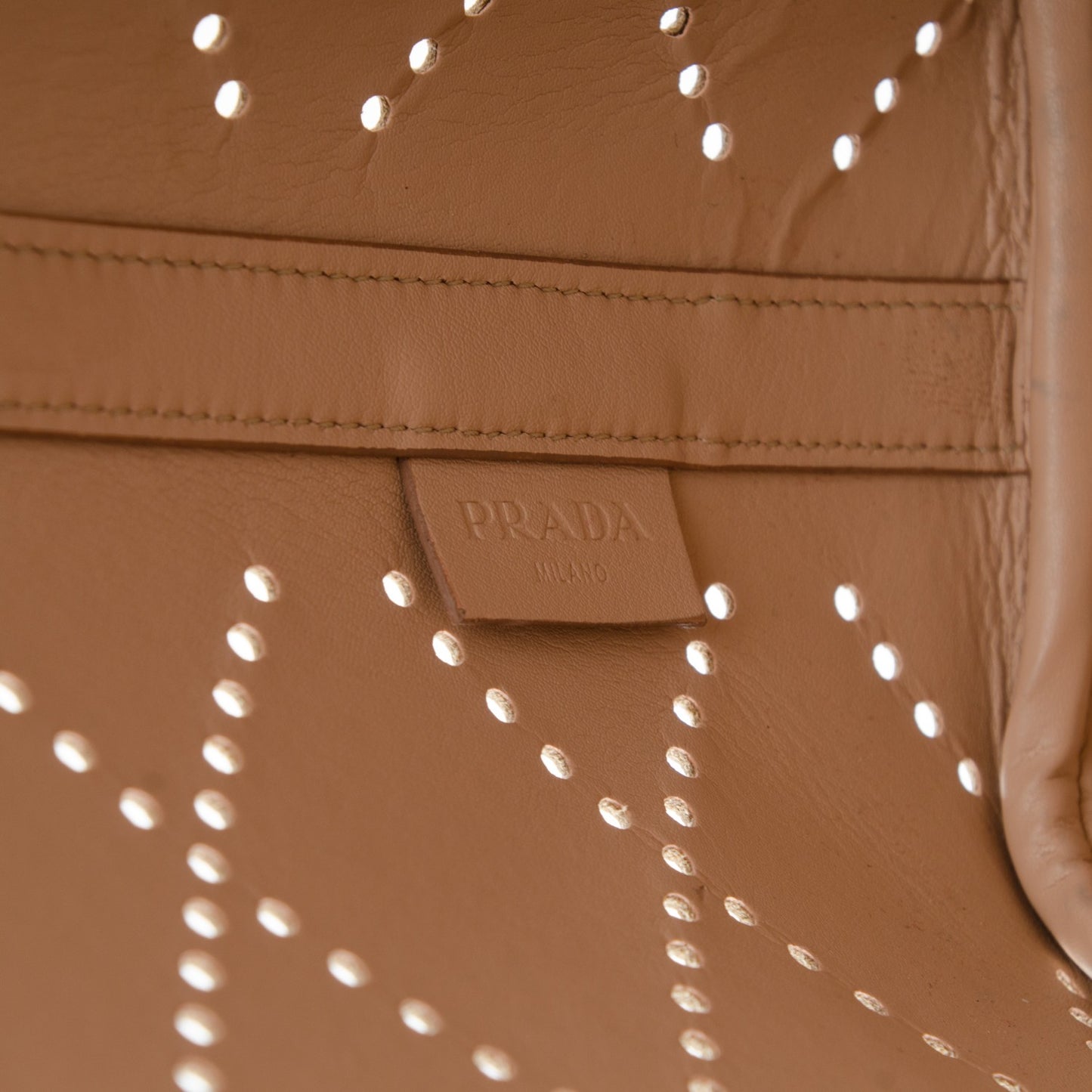 Saffiano Perforated Tote Sabbia