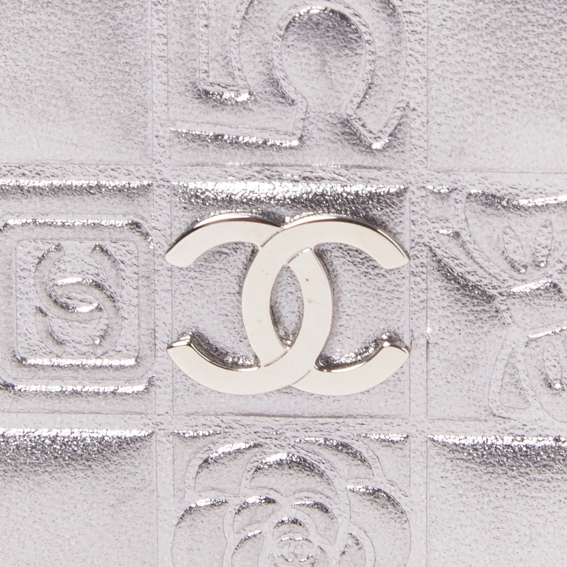 Chanel Metallic Lambskin Precious Symbols Yen Wallet Silver 7 of 8
