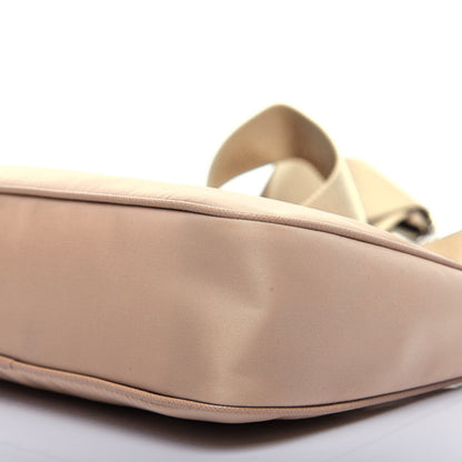 Prada Nylon Re-Edition 2005 Shoulder Bag Cammeo 7 of 16