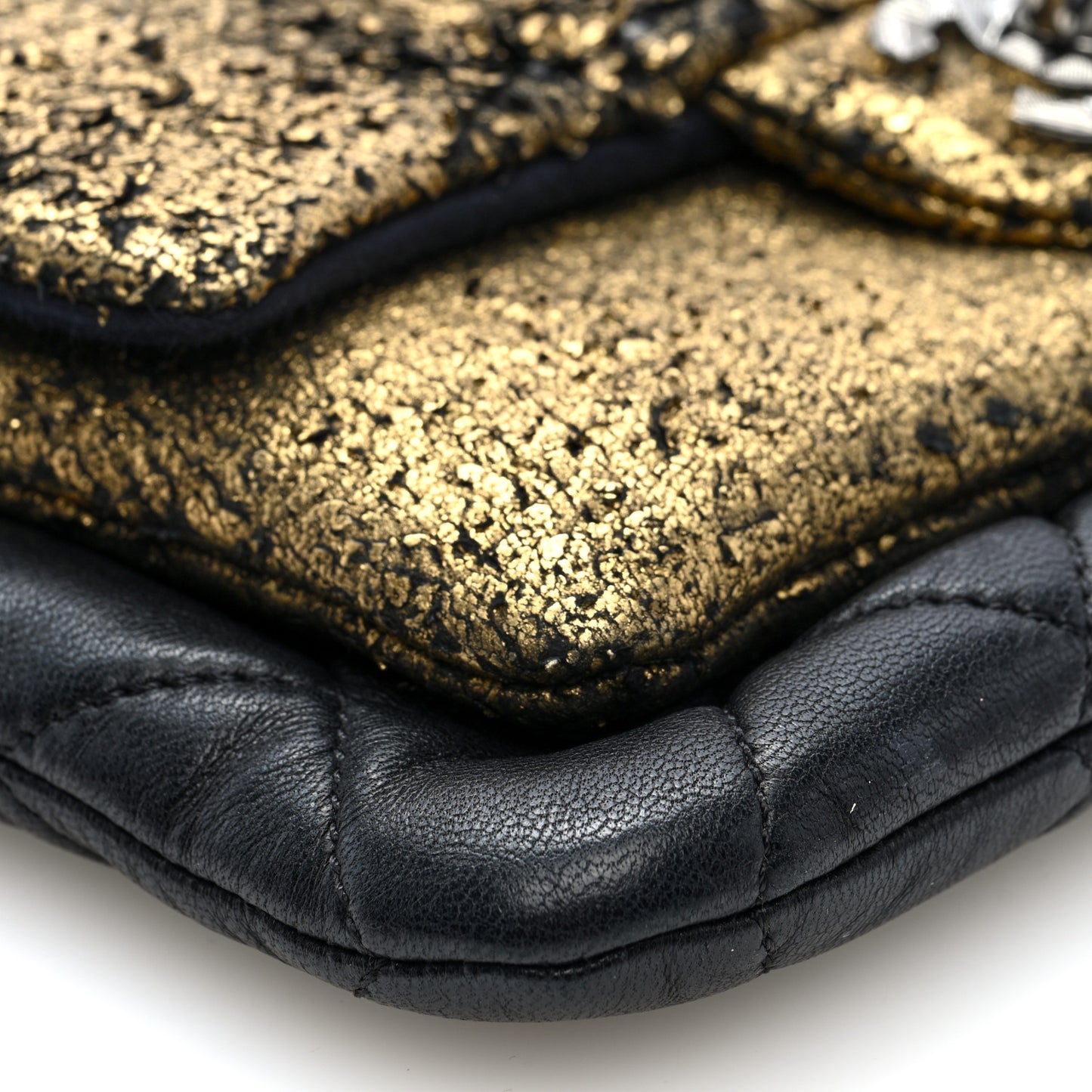 Lambskin Mineral Nights Wristlet Gold Black