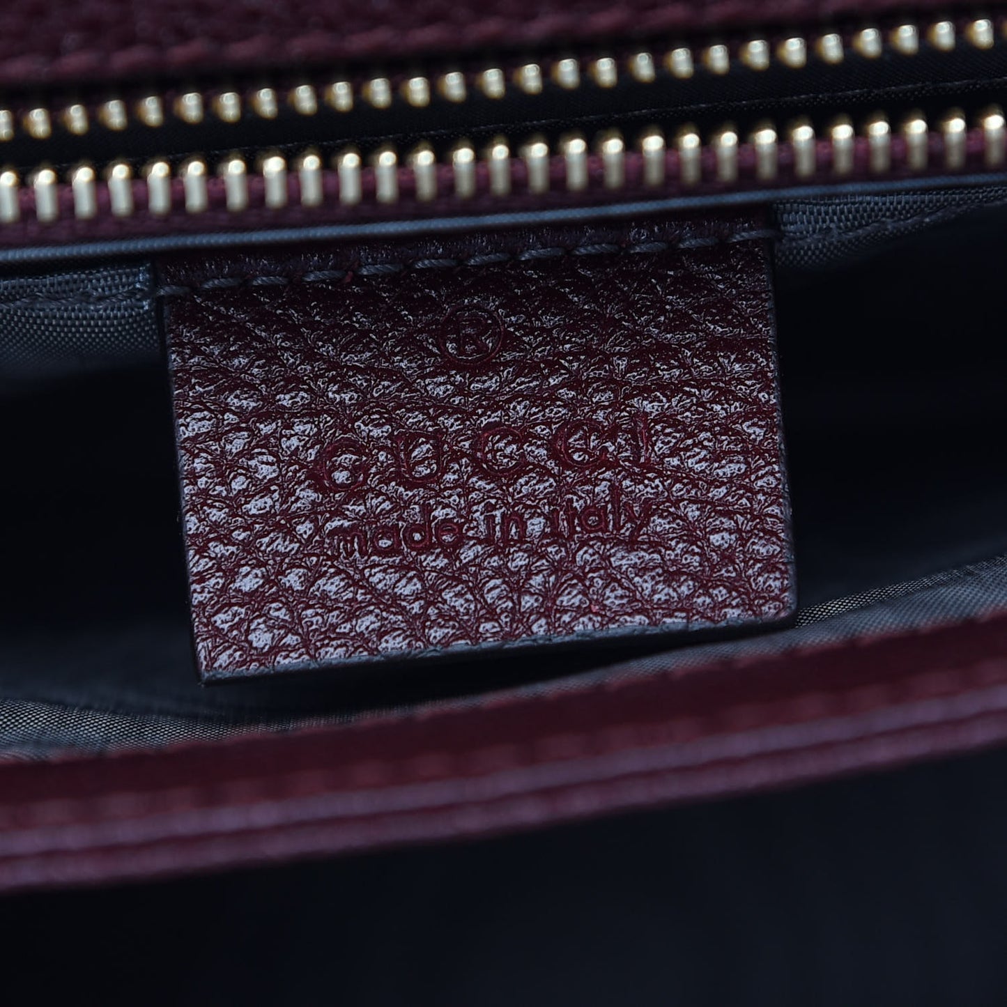 Grainy Calfskin Small Zumi Shoulder Bag Vintage Bordeaux