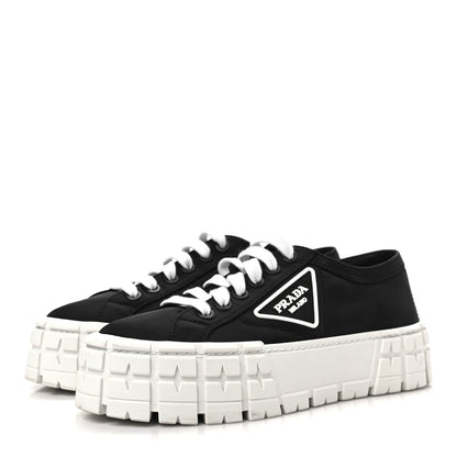 Prada Re-Nylon Gabardine Triangle Logo Double Wheel 50mm Sneakers 39 Black 3 of 8