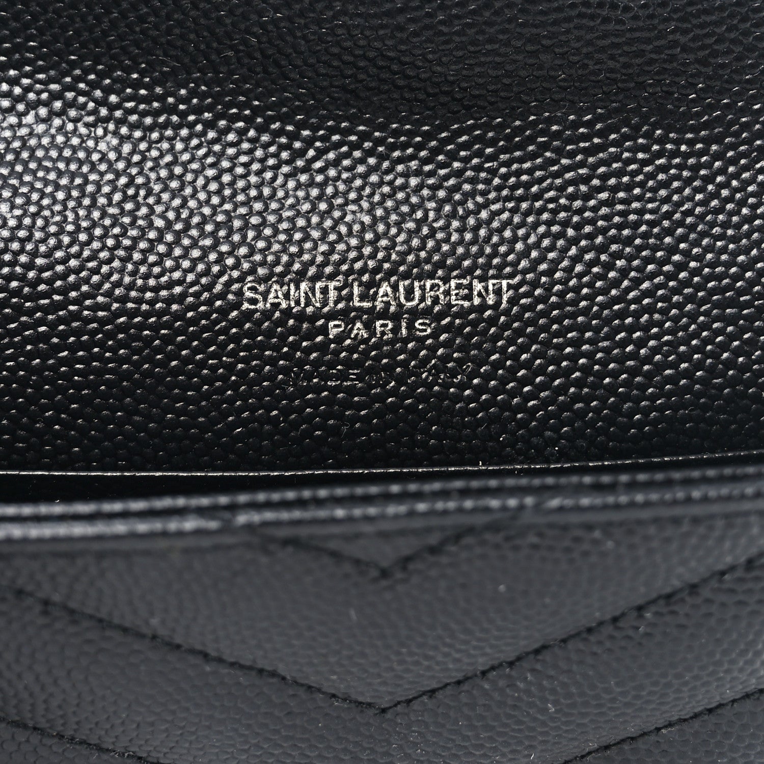 Saint Laurent Grain De Poudre Matelasse Chevron Small Monogram Envelope Wallet Black 6 of 8