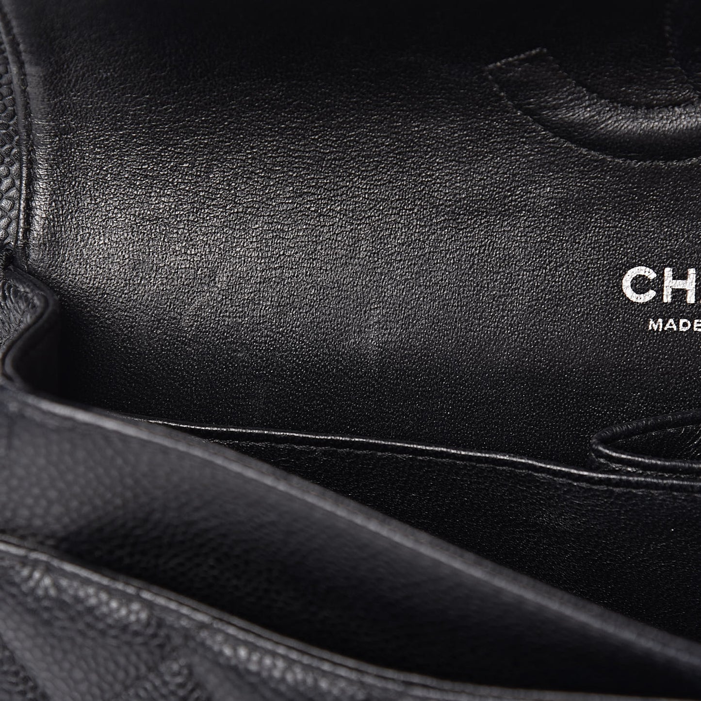 Caviar Quilted Medium Double Flap Black