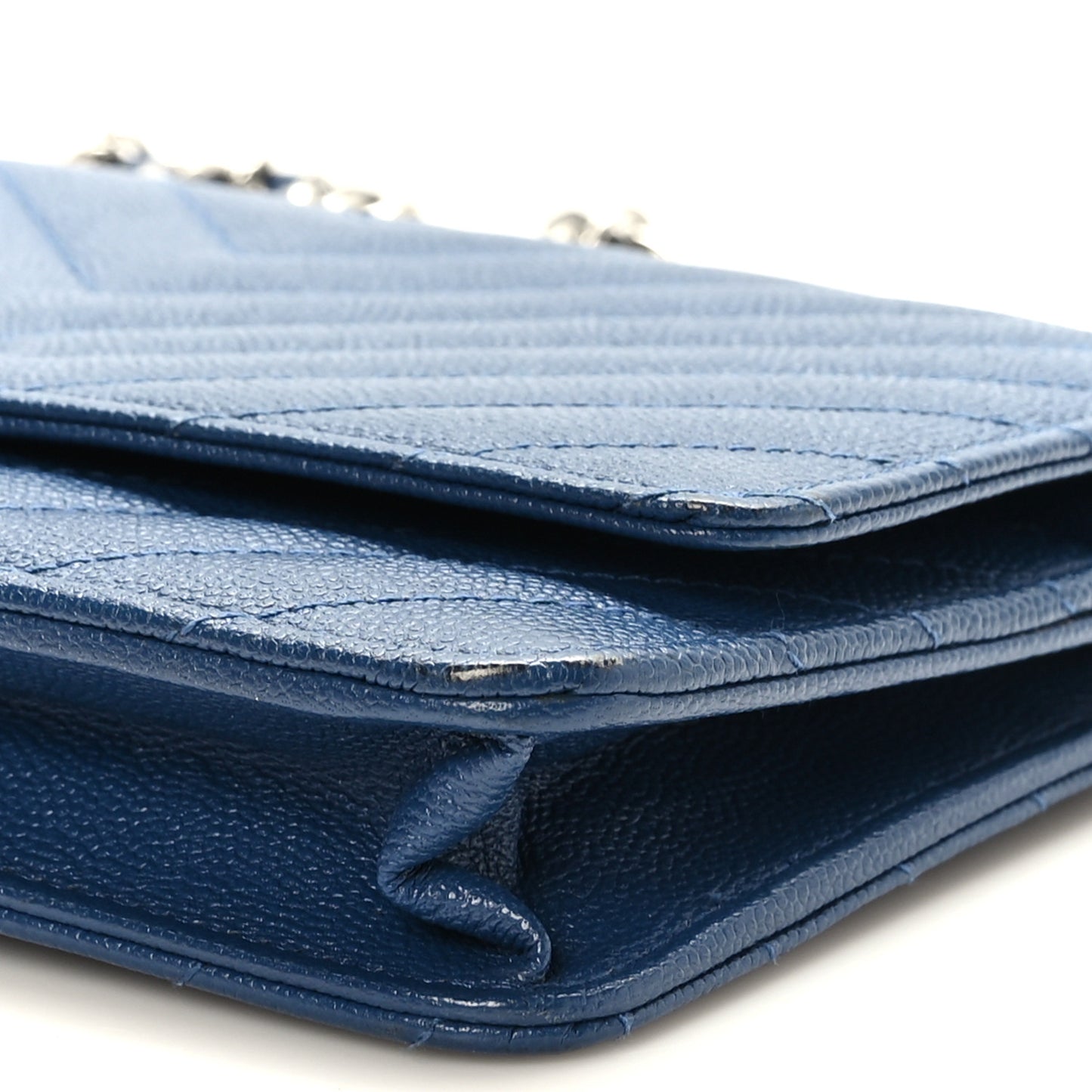 Caviar Chevron Quilted Wallet On Chain WOC Navy