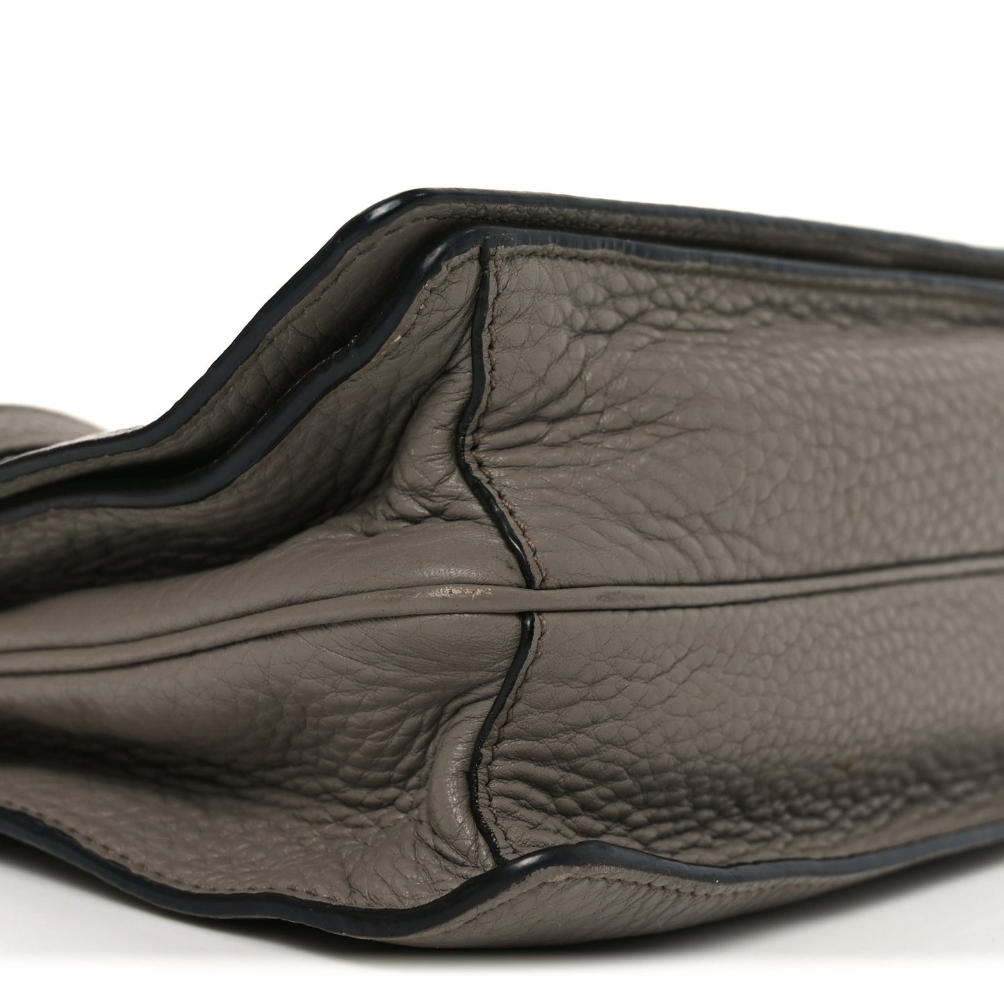Vitello Daino Flap Crossbody Argilla