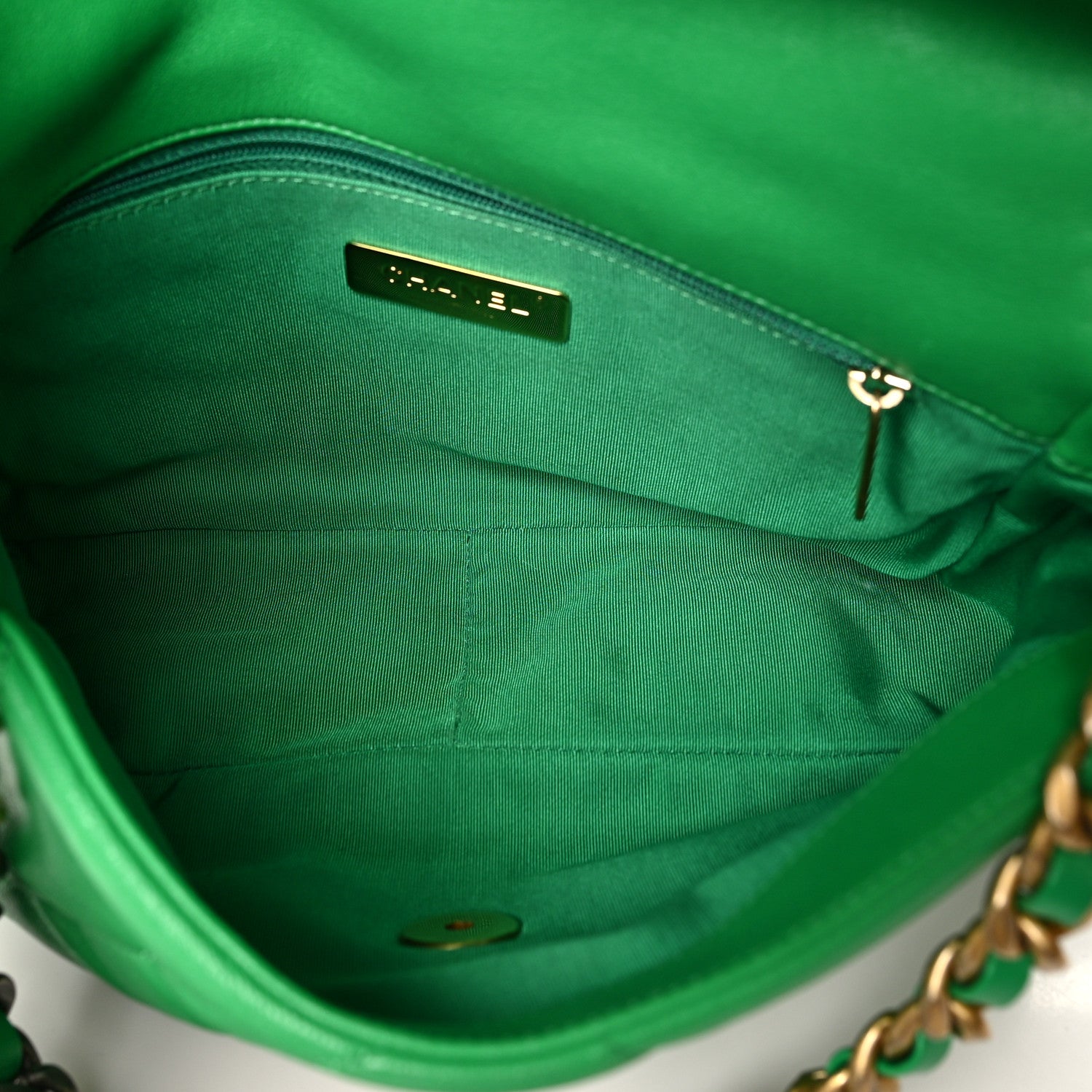 Chanel Lambskin Quilted Medium Chanel 19 Flap Green 5 of 10