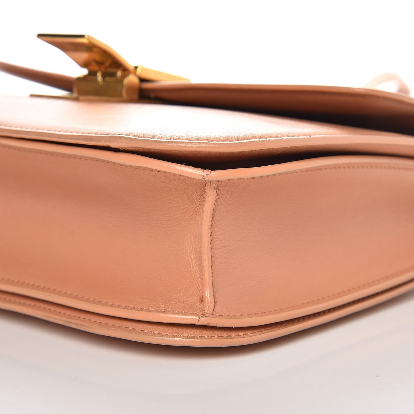 Box Calfskin Medium Classic Box Flap Bag Nude