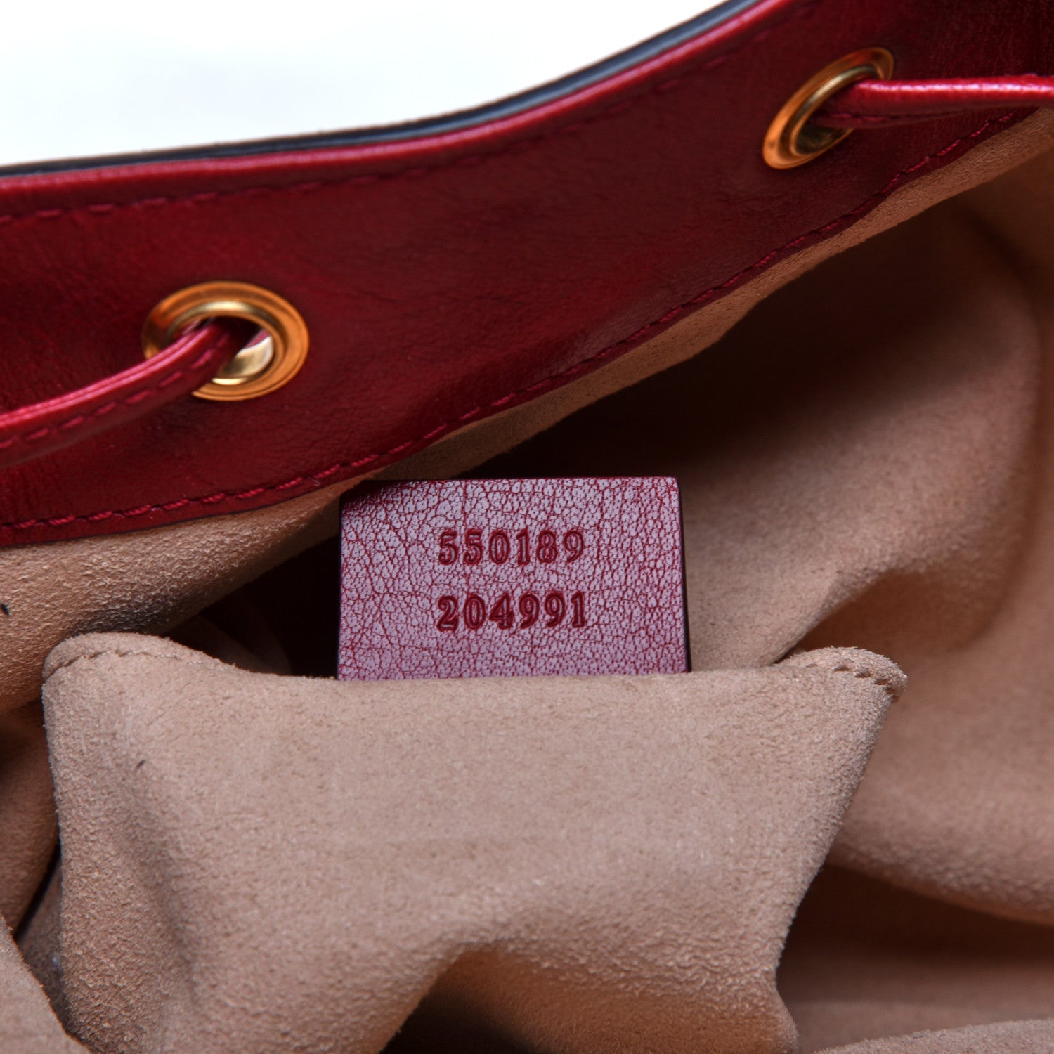 Gucci Piuma Lux Energy Medium Re(Belle) Convertible Bucket Bag Hibiscus Red 8 of 10