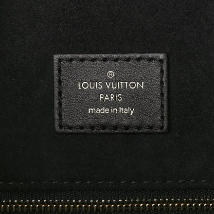 Louis Vuitton Epi Sac Plat PM Black 6 of 8