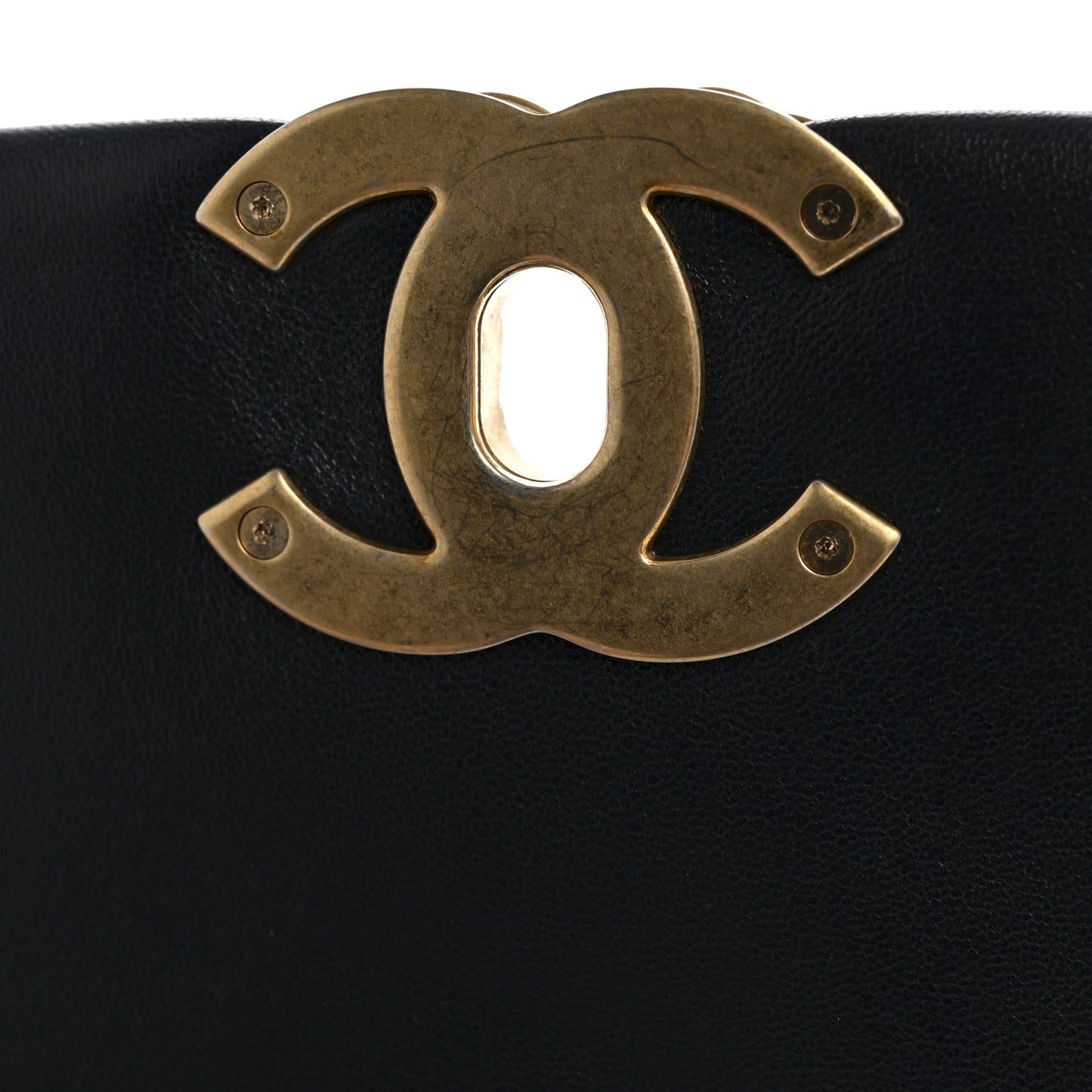 Lambskin Quilted Medium Chanel 19 Flap Navy Blue