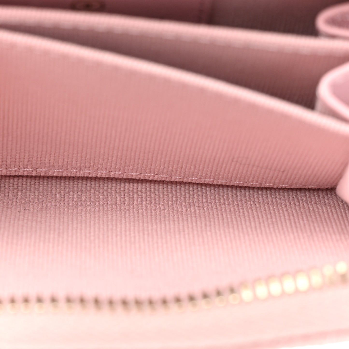 Caviar Quilted Zip Coin Purse Light Pink