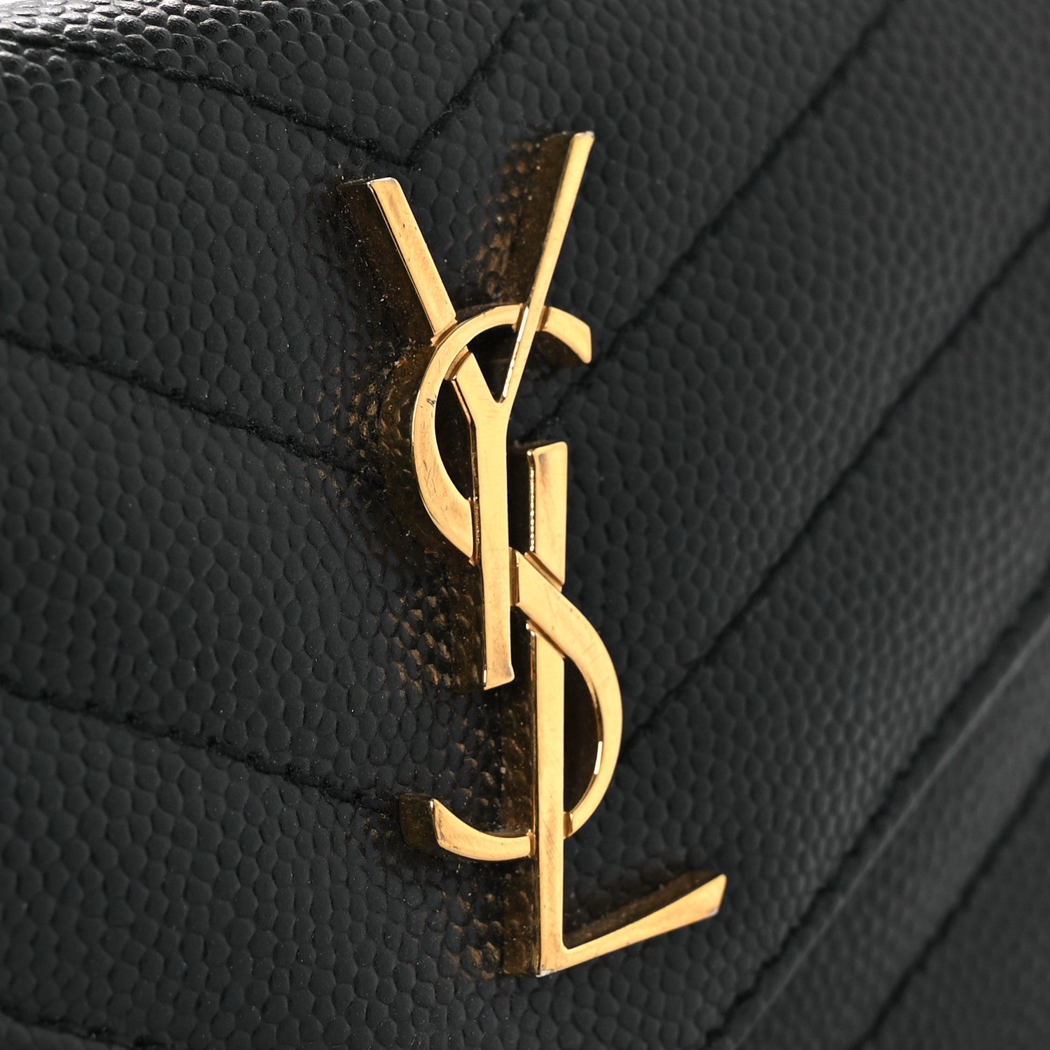 Saint Laurent Grain De Poudre Matelasse Chevron Monogram Compact Wallet Black 8 of 9