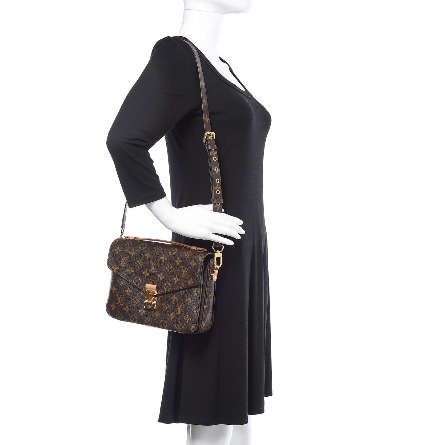 Monogram Pochette Metis