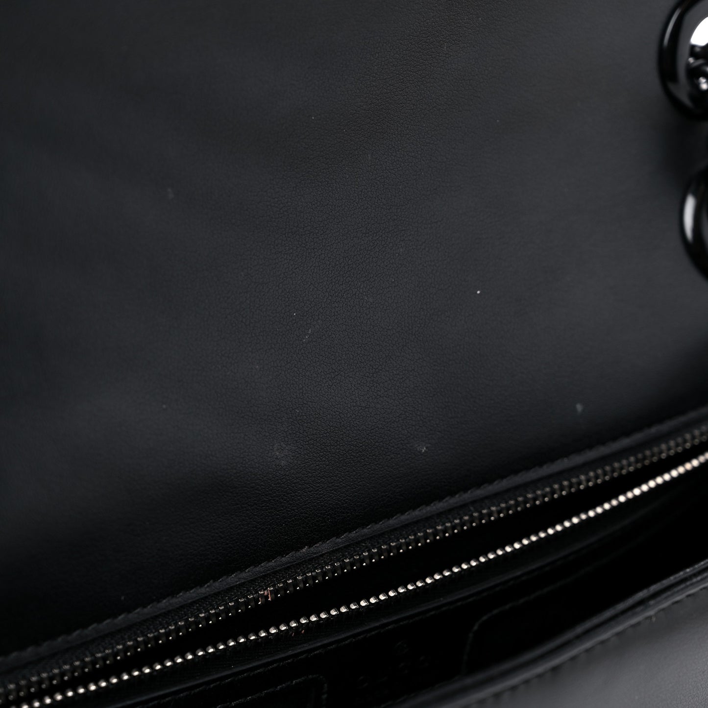 Calfskin Matelasse Monochrome Small GG Marmont Shoulder Bag Black