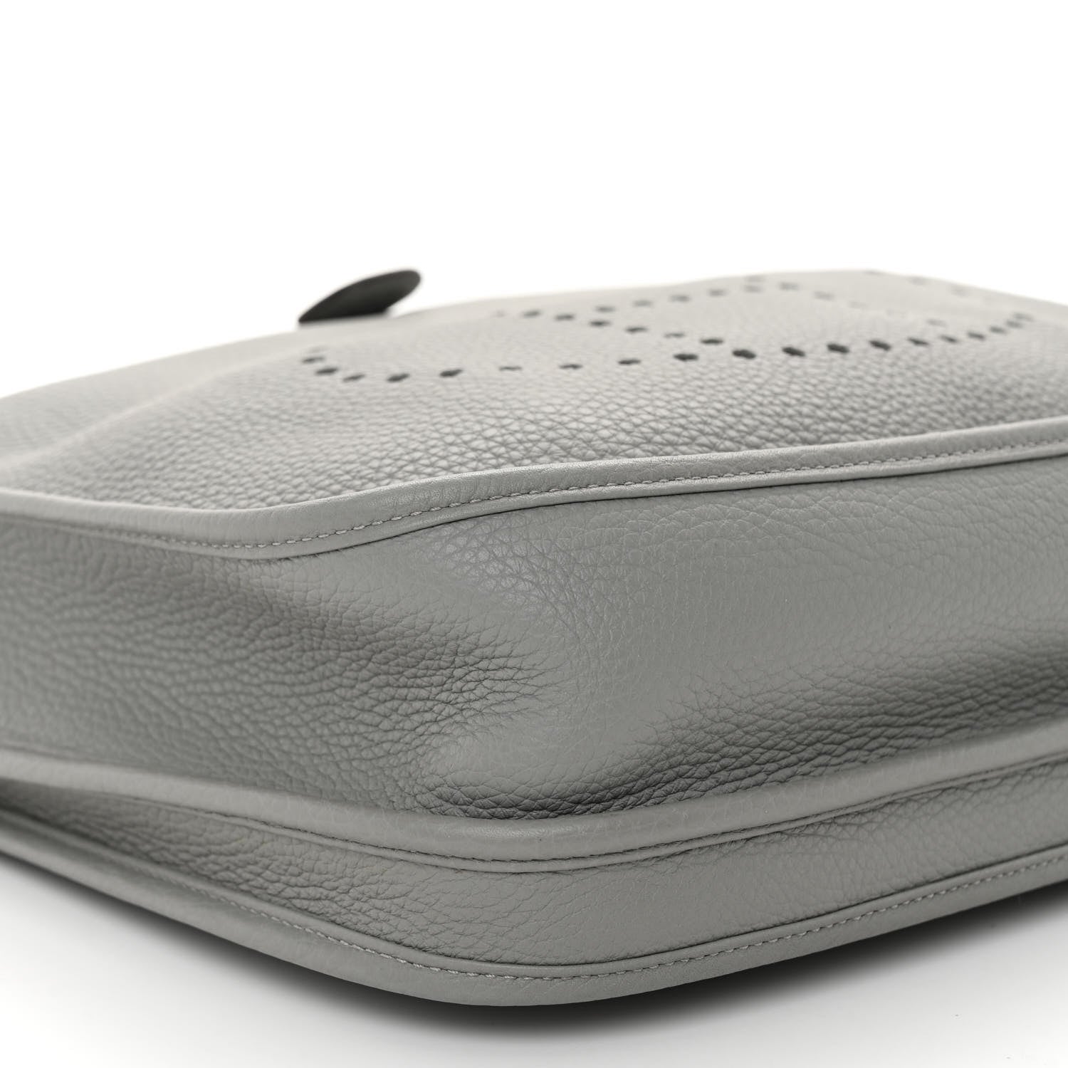 Hermes Taurillon Clemence Evelyne III PM Gris Mouette 9 of 11