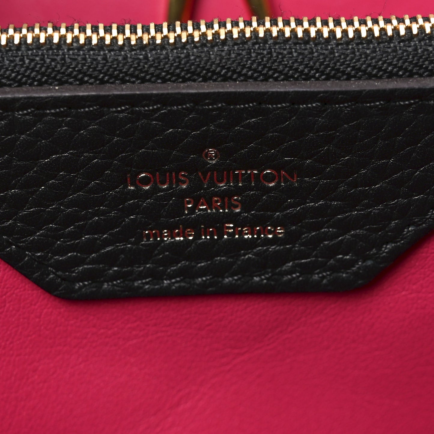 Taurillon Capucines MM Black Fuchsia