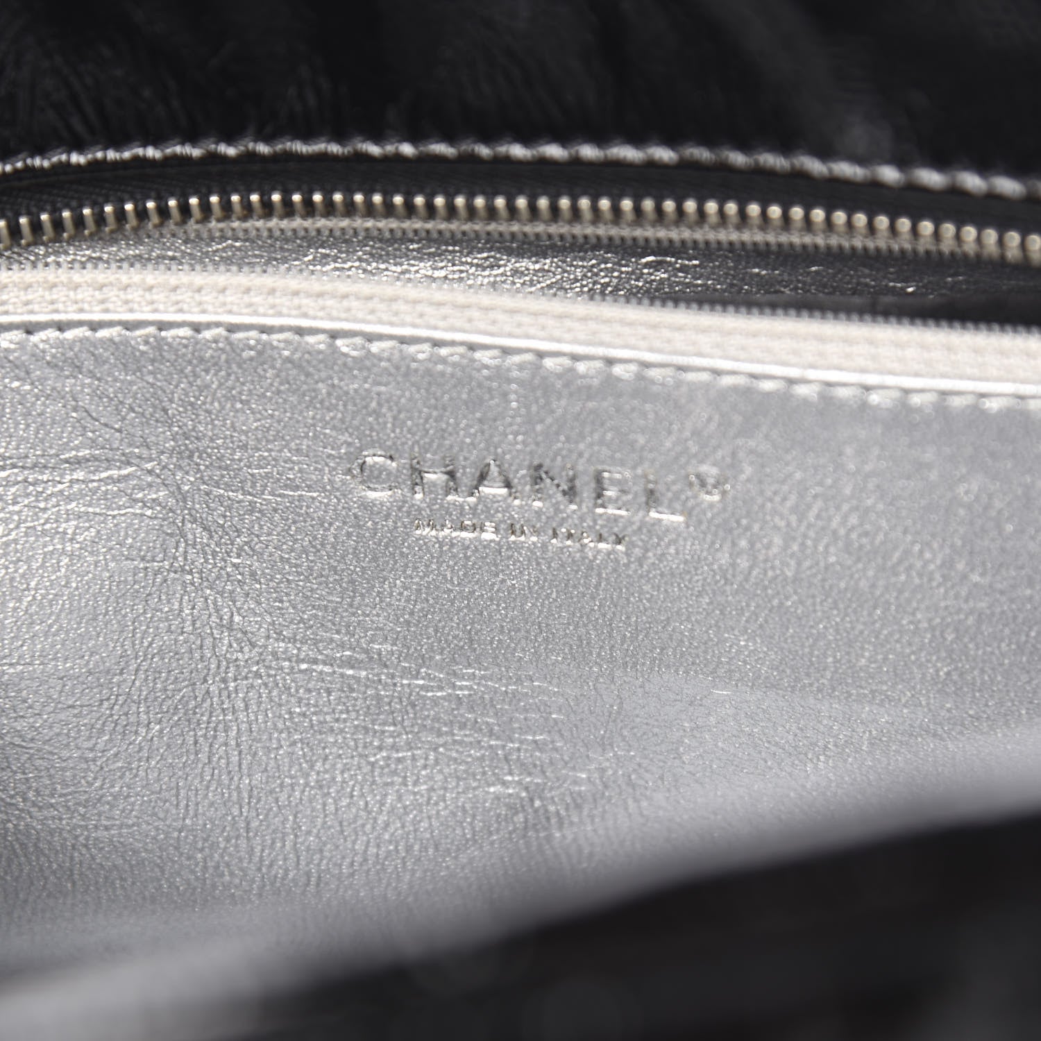 Chanel Patent Medium Luxe Ligne Bowler Black 5 of 7