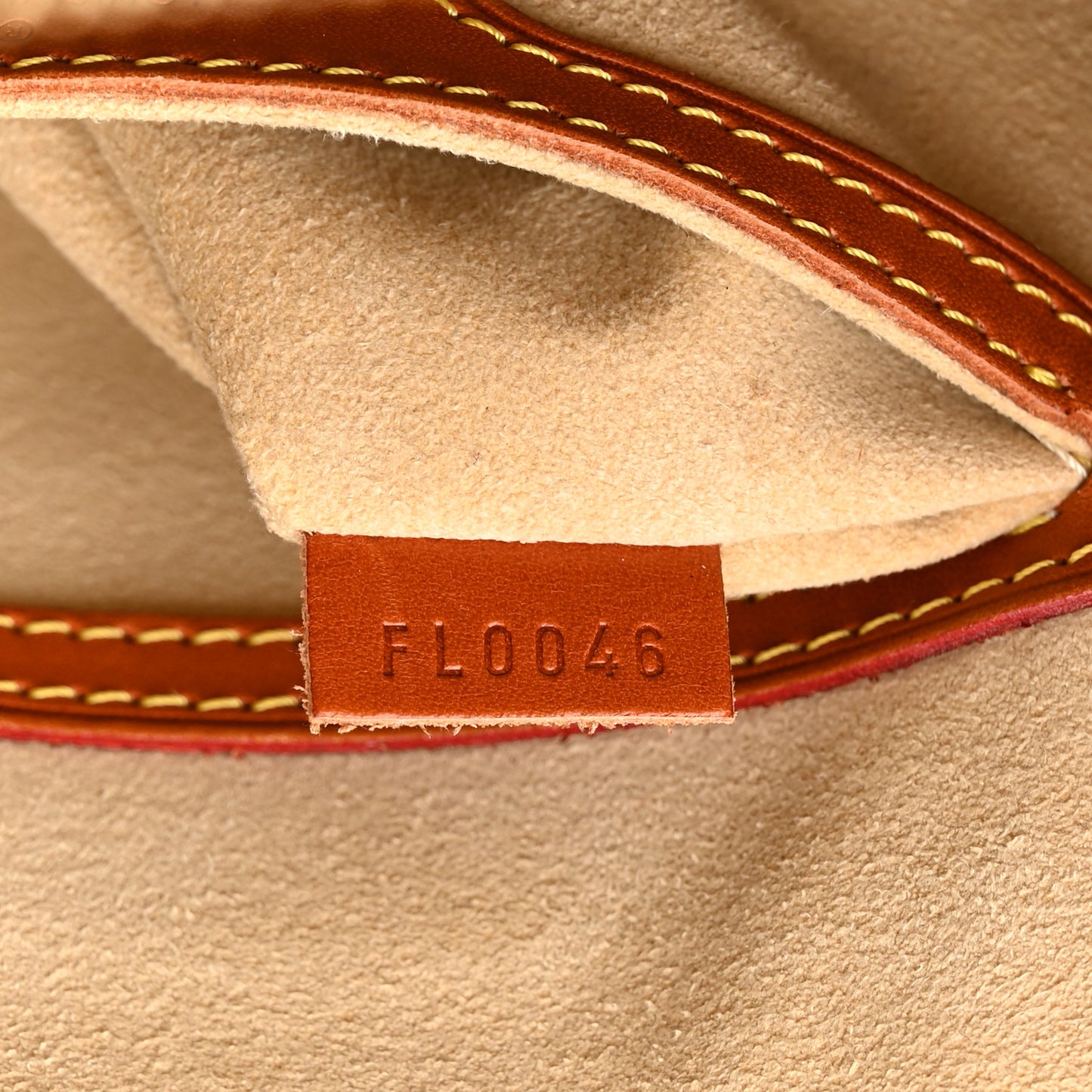 Nomade Alma PM Caramel
