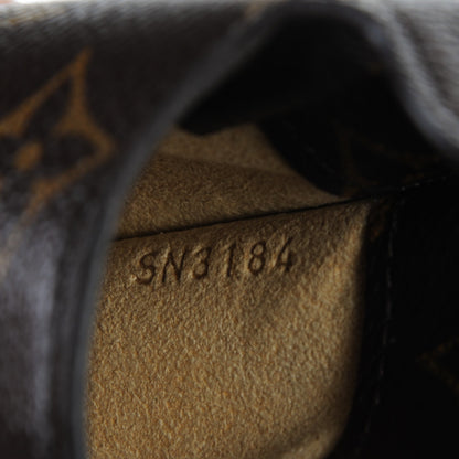 Louis Vuitton Monogram Sunglasses Case MM 6 of 6