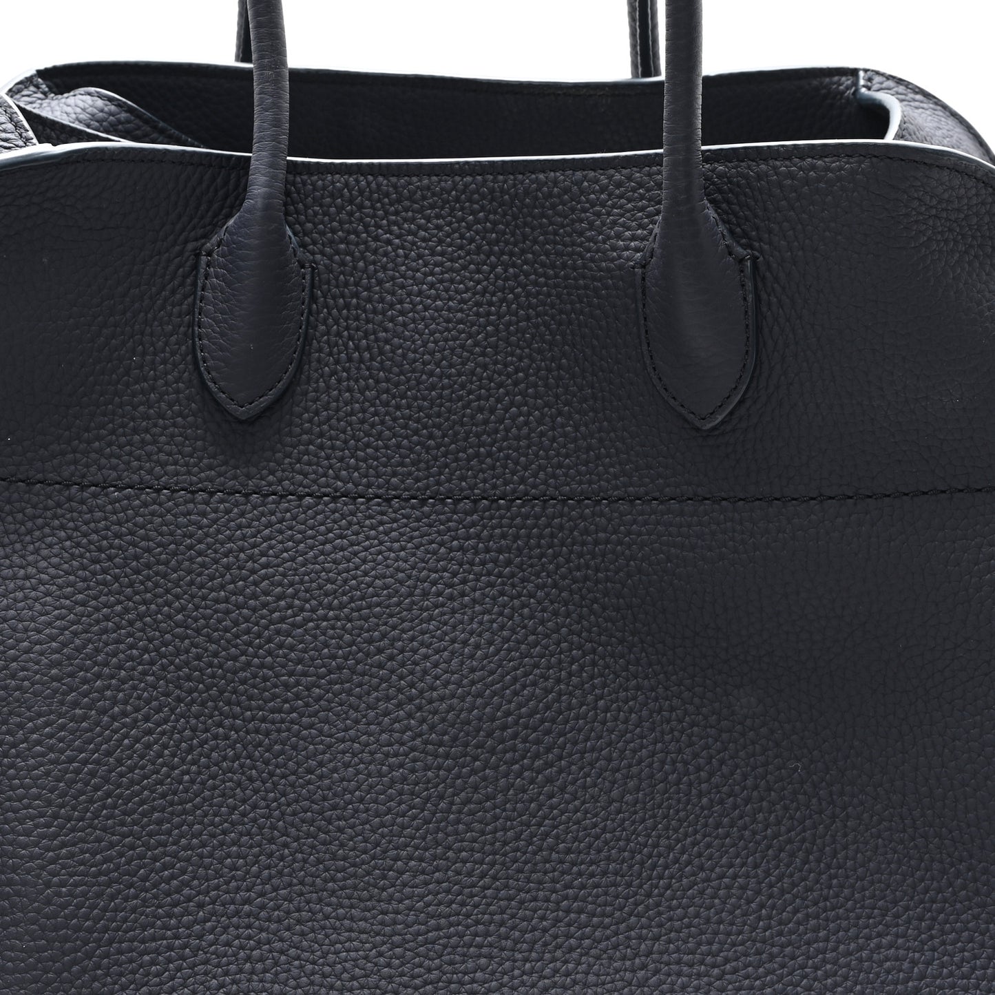Matte Grained Calfskin Soft Margaux 15 Marine